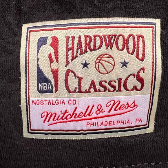 Raptors Mitchell & Ness Big Face 3.0 Long Sleeve T Shirt, Black, size XL - Picture 3 of 9